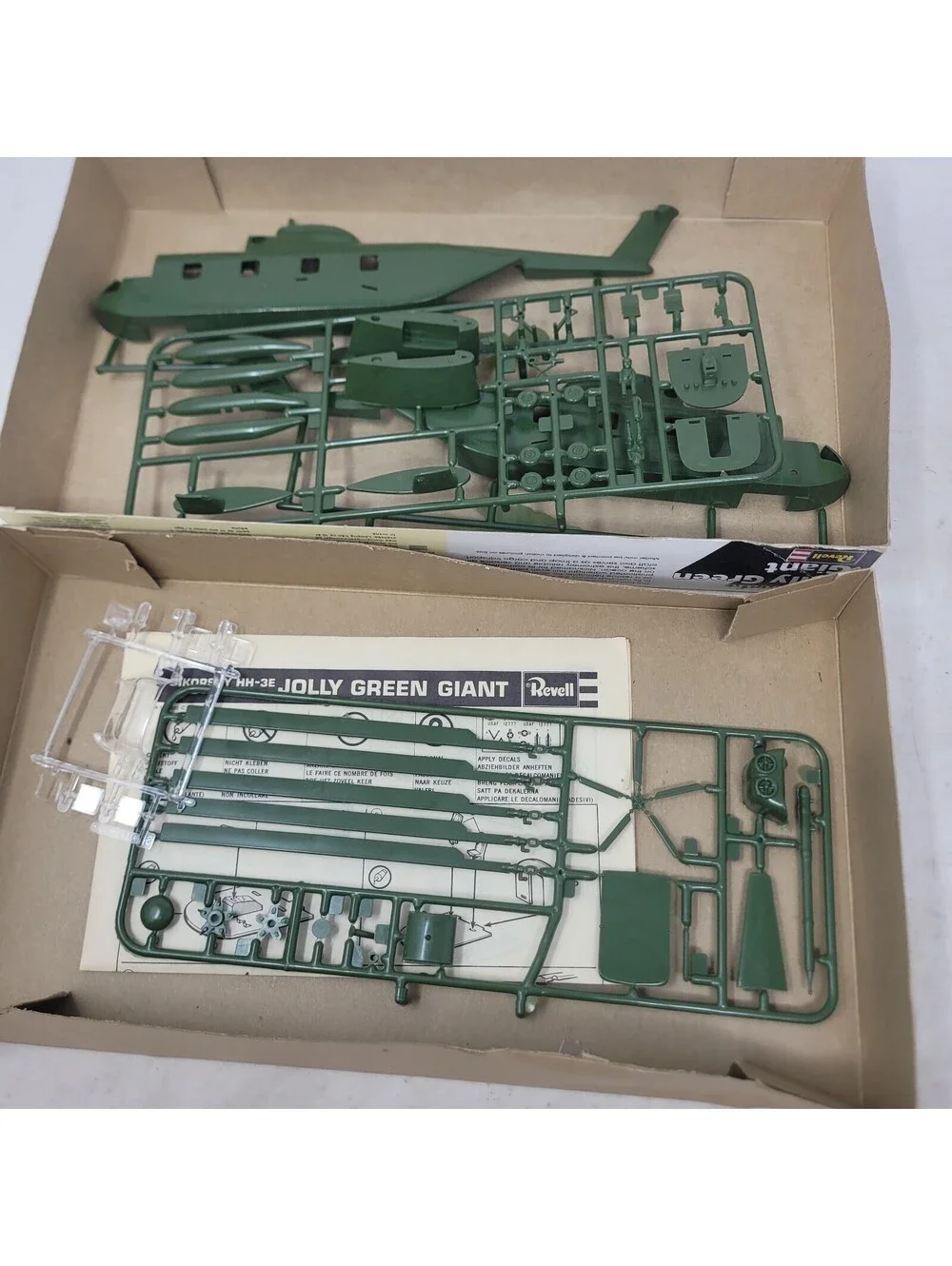 Revell Jolly Green Giant Sikorsky HH-3E Helicopter 1/72 Model Kit H-144 Open Box